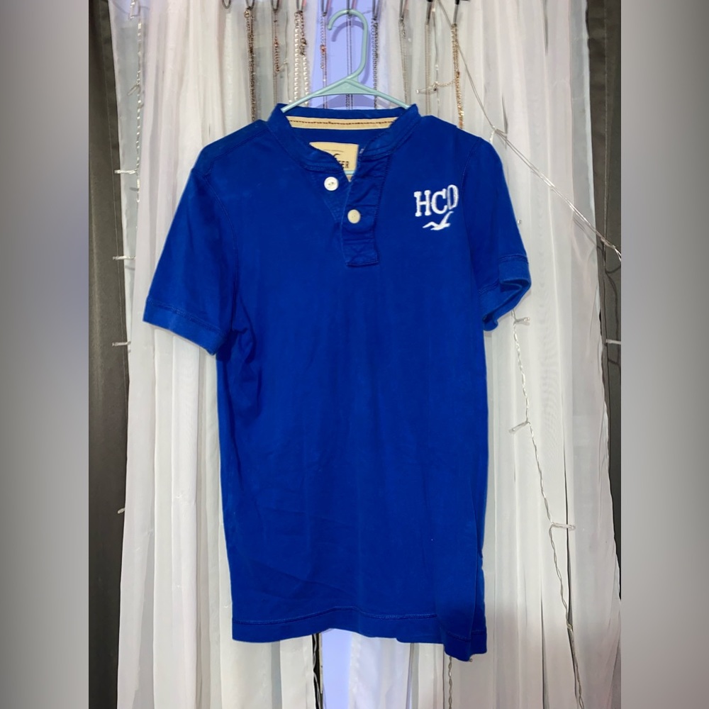 hollister polo size large